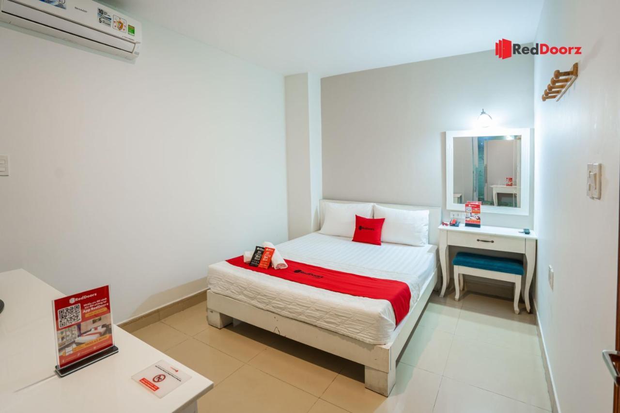 הו צ'י מין סיטי Reddoorz Khoi Nguyen Hotel Ly Chinh Thang מראה חיצוני תמונה