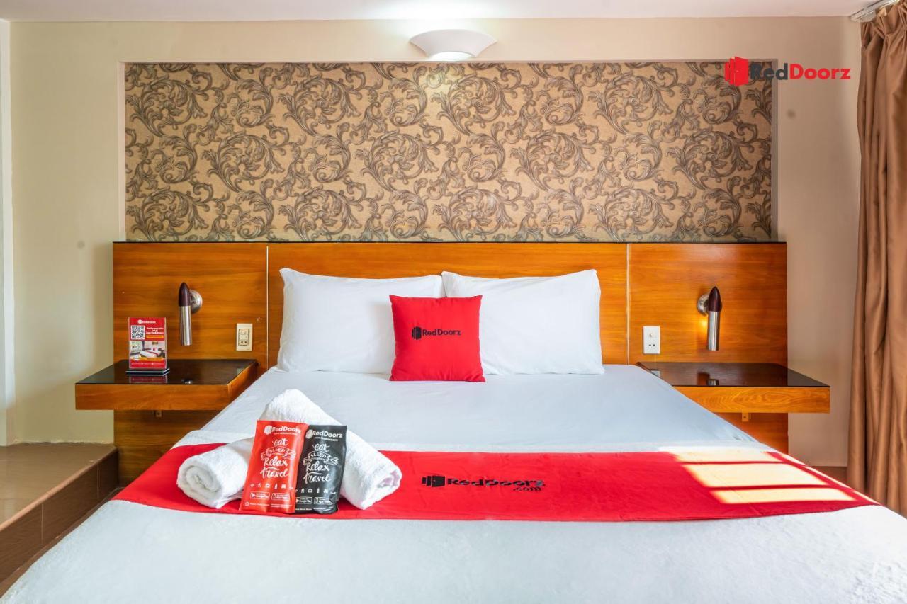 הו צ'י מין סיטי Reddoorz Khoi Nguyen Hotel Ly Chinh Thang מראה חיצוני תמונה