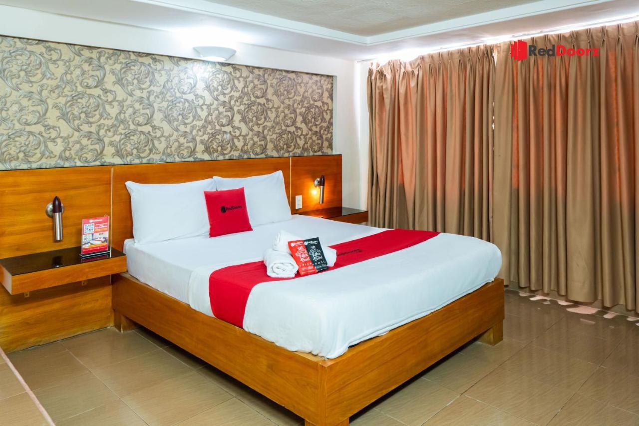הו צ'י מין סיטי Reddoorz Khoi Nguyen Hotel Ly Chinh Thang מראה חיצוני תמונה